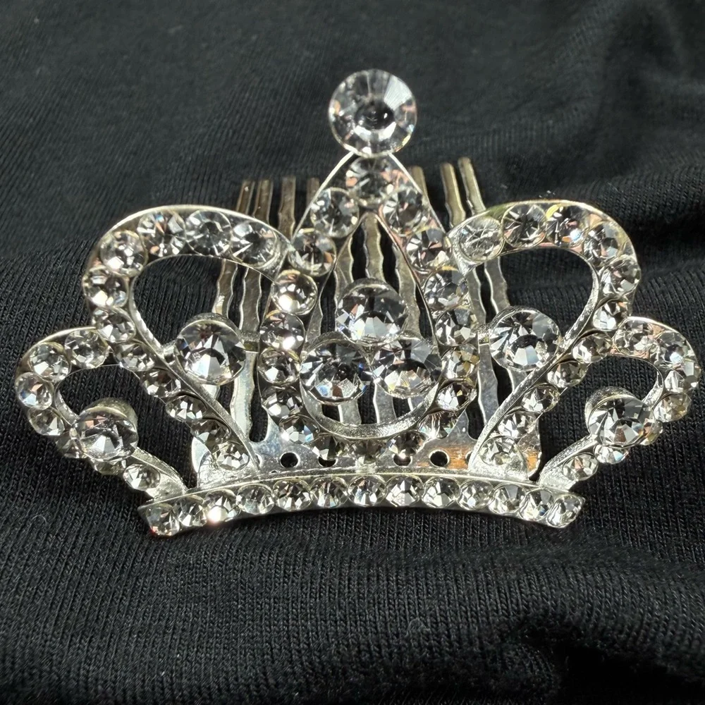 Tiara hair comb